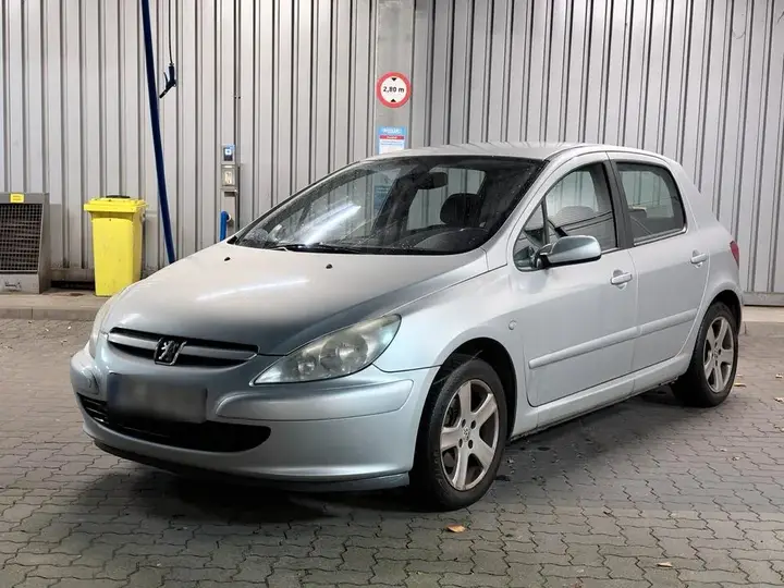 Peugeot 307
