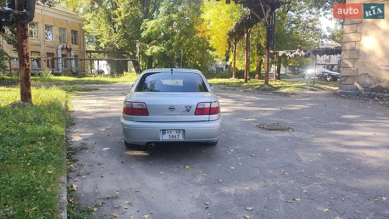 Opel Omega 2001 photo 4