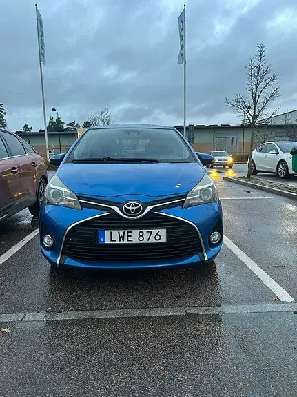Toyota Yaris 2015 photo 3
