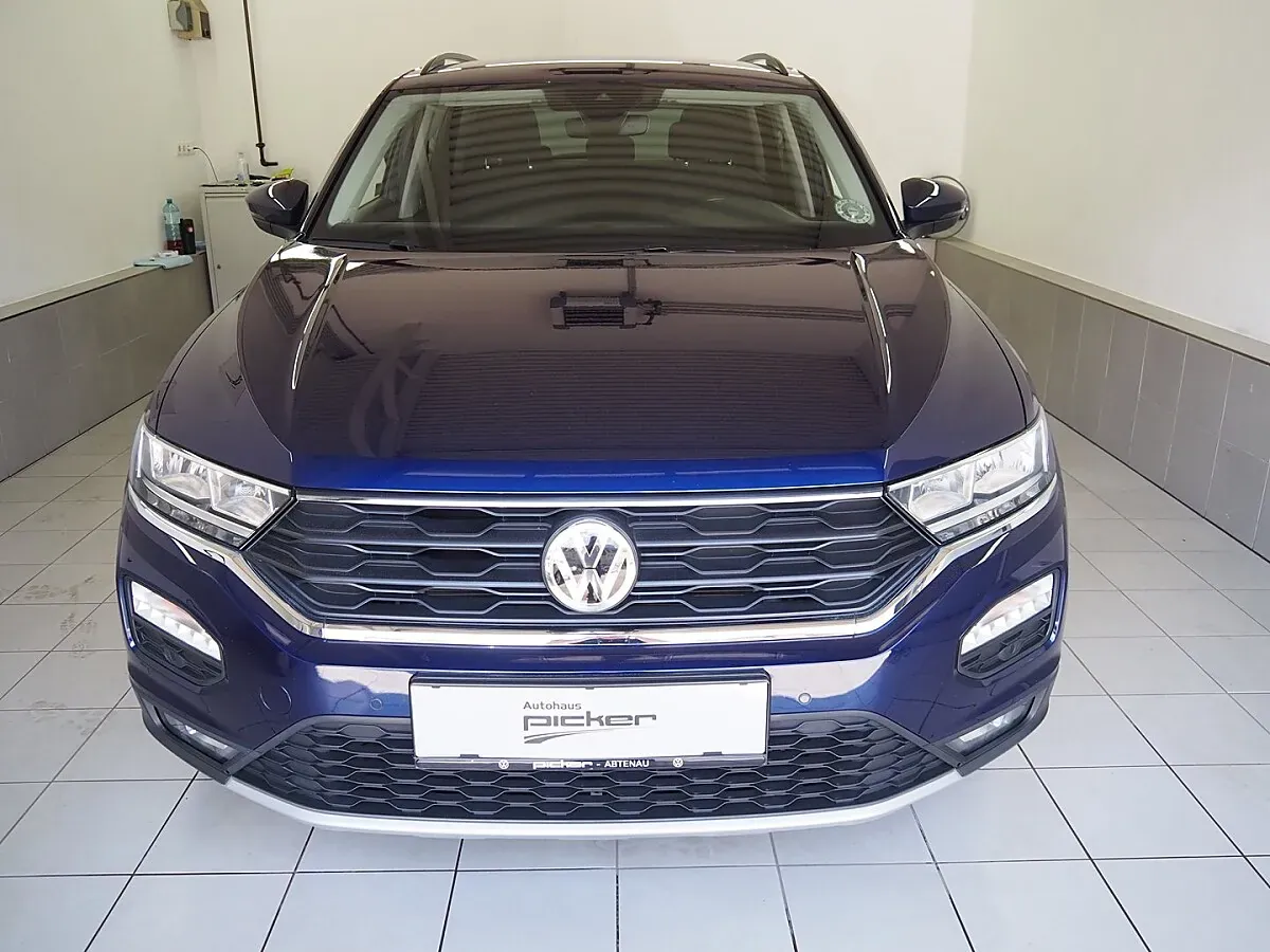 Volkswagen T-Roc 2018 photo 2