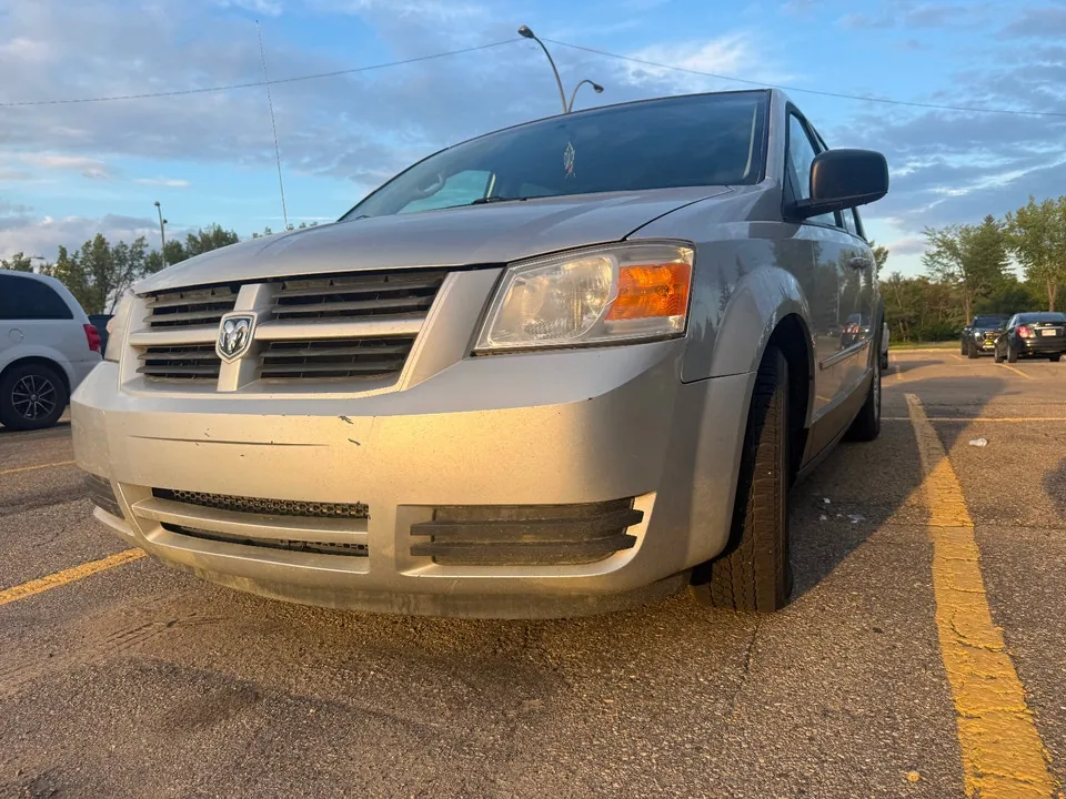Dodge Grand Caravan 2010 photo 5