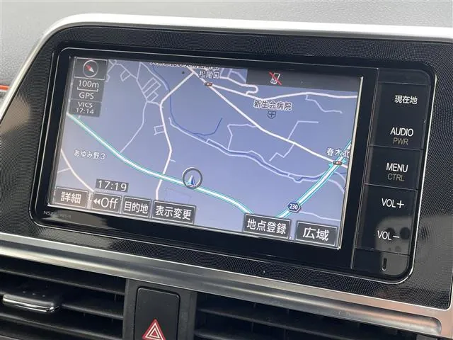 Toyota Sienna G 2017 photo 3