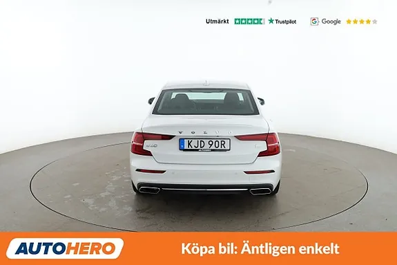 Volvo S60 2021 photo 4