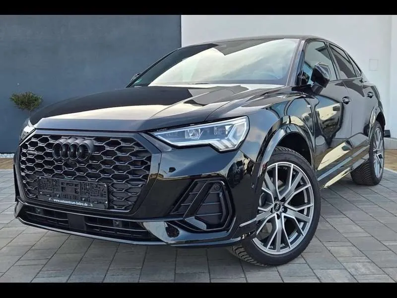 Audi Q3 2020 photo 3