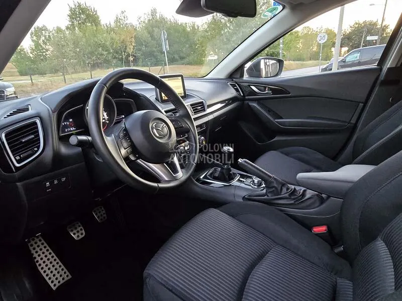 Mazda 3 2013 photo 3