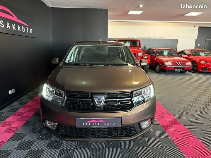 Dacia Sandero 2020 photo 2