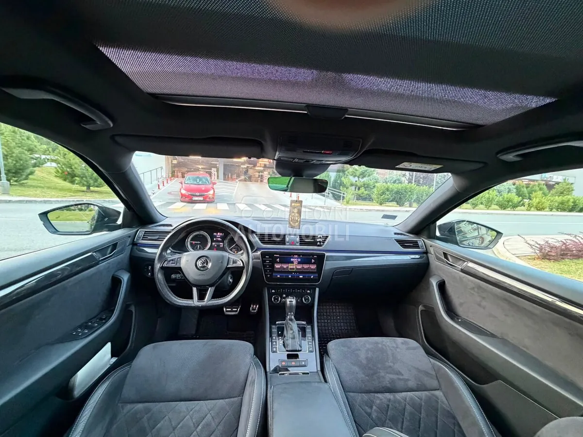 Skoda Superb 2018 photo 5