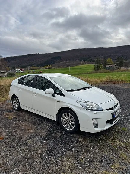 Toyota Prius 2011 photo 3