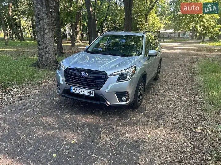 Subaru Forester 2023 photo 2