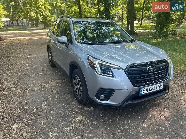 Subaru Forester 2023 photo 3