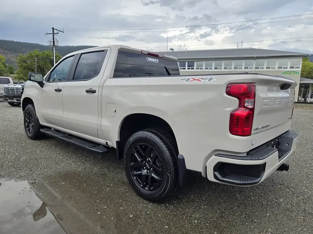 Chevrolet Silverado 1500 2026 photo 3