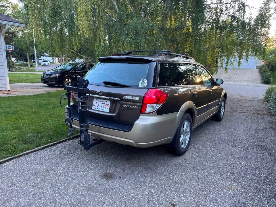 Subaru Outback 2007 photo 2