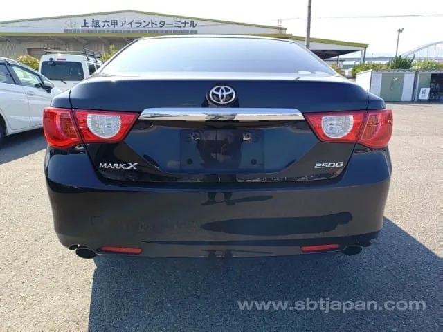 Toyota Mark X 2011 photo 5