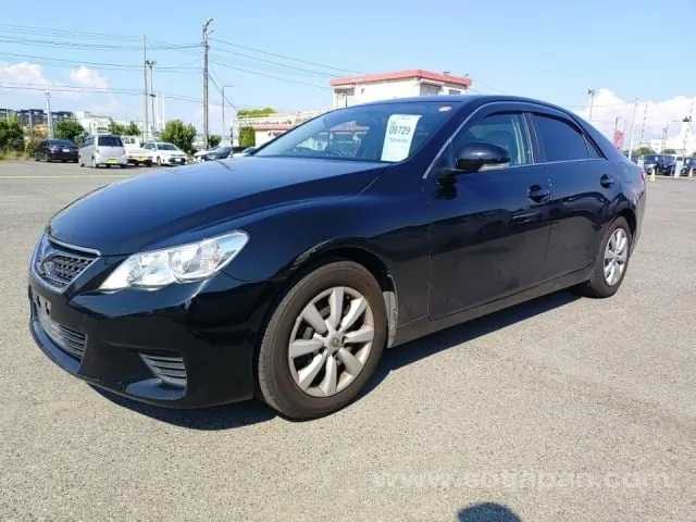 Toyota Mark X 2011 photo 2
