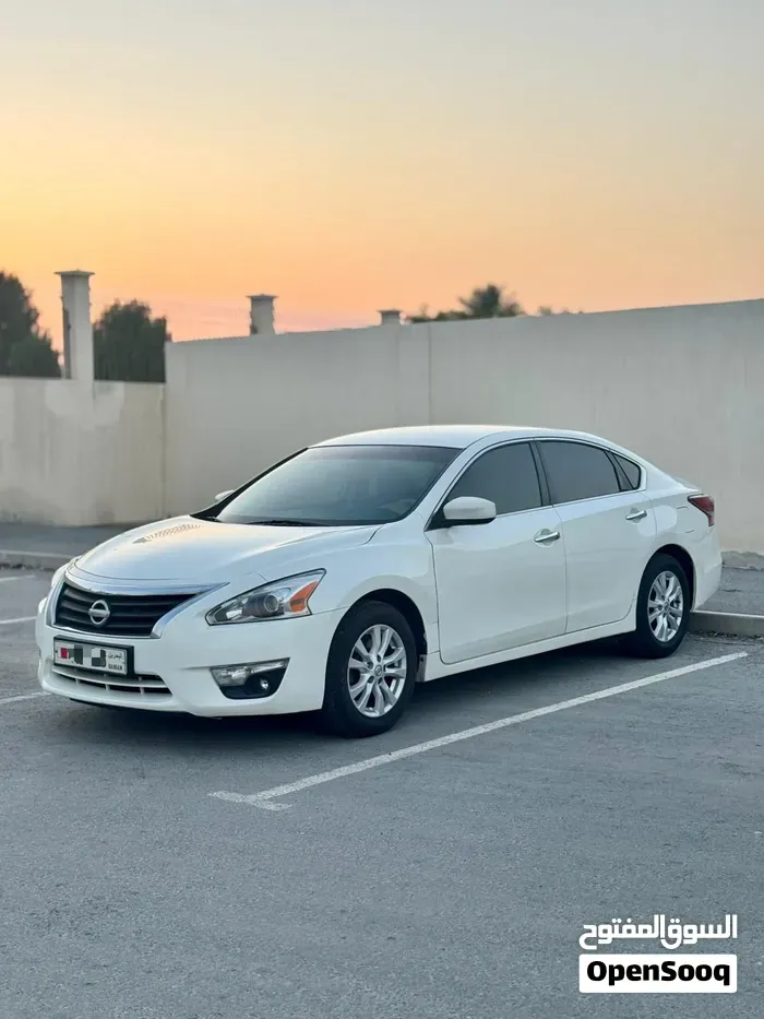 Nissan Altima 2014 photo 4