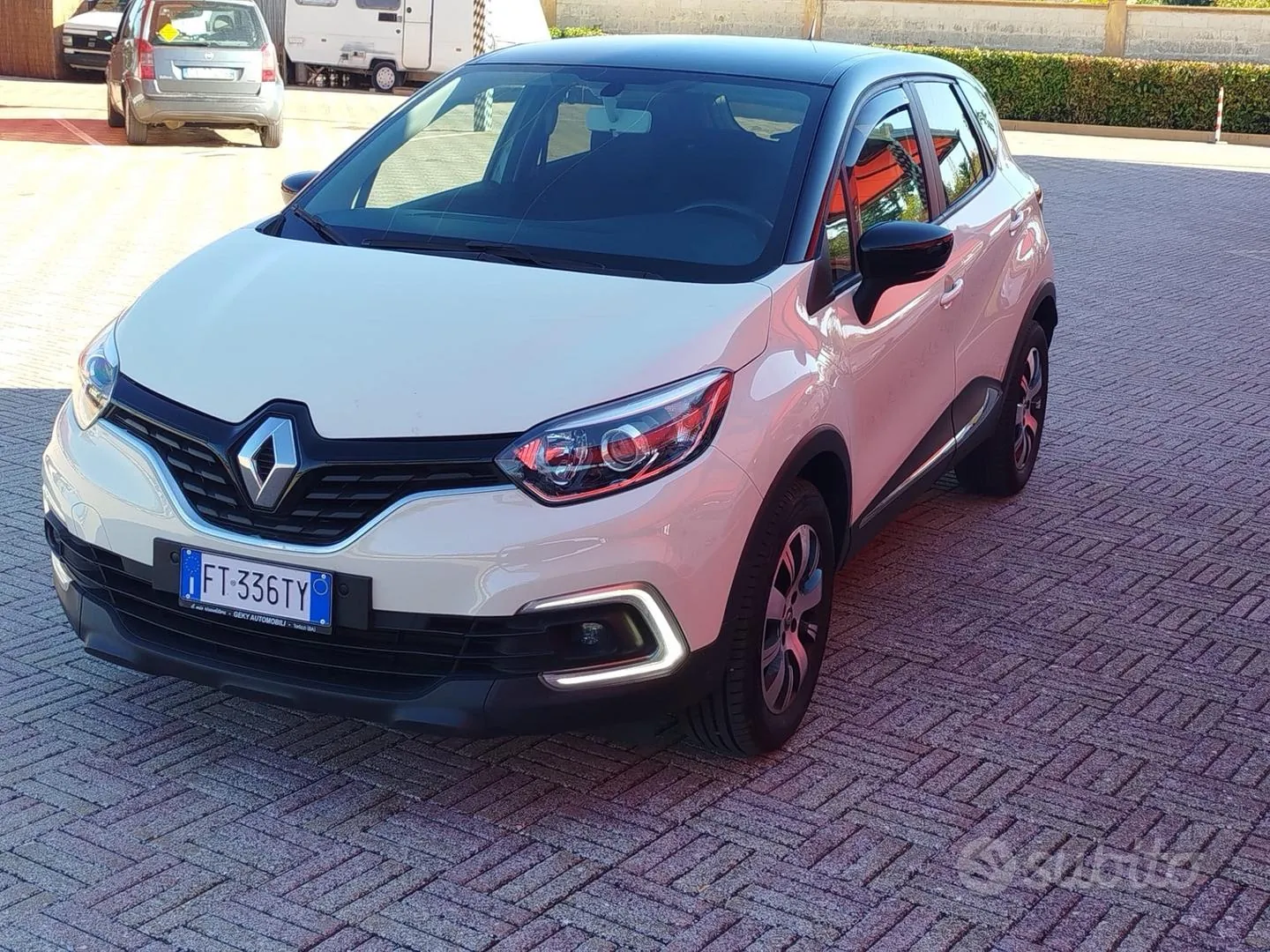 Renault Captur 2018 photo 3