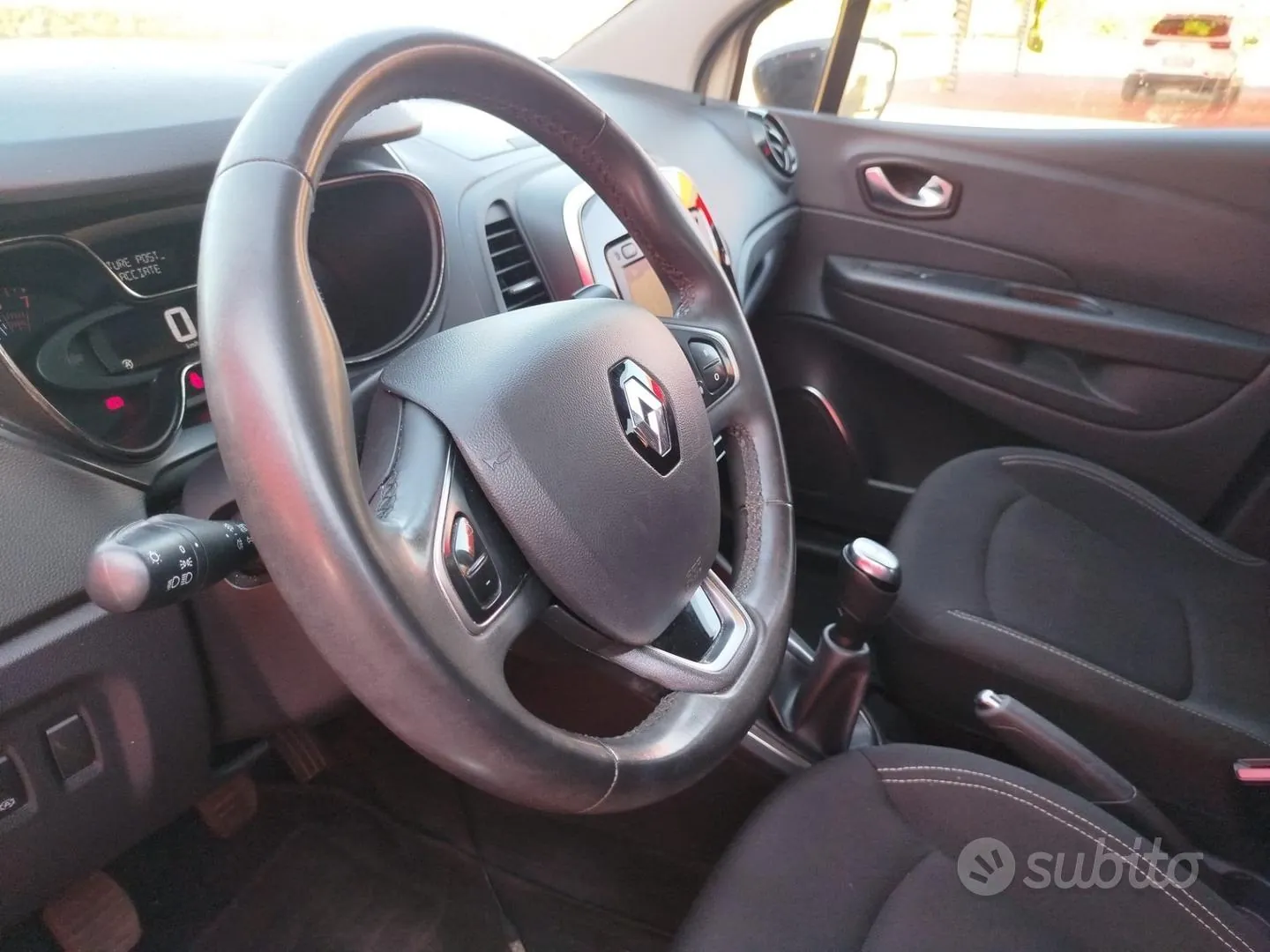 Renault Captur 2018 photo 4