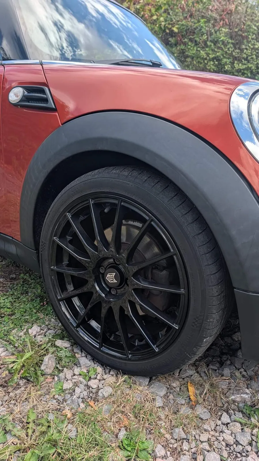 Mini Hatch 2013 photo 2