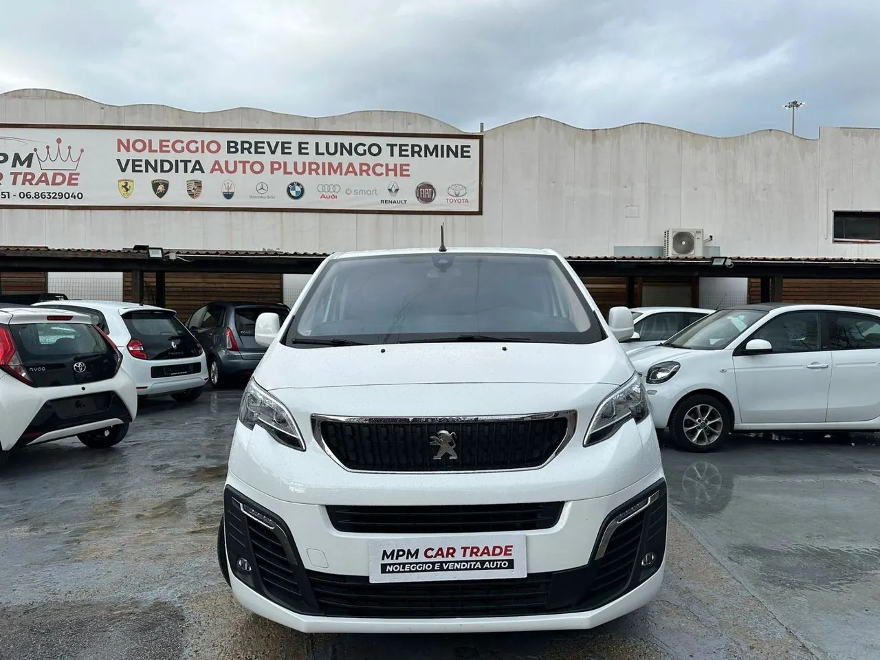 Peugeot Traveller 2020 photo 2
