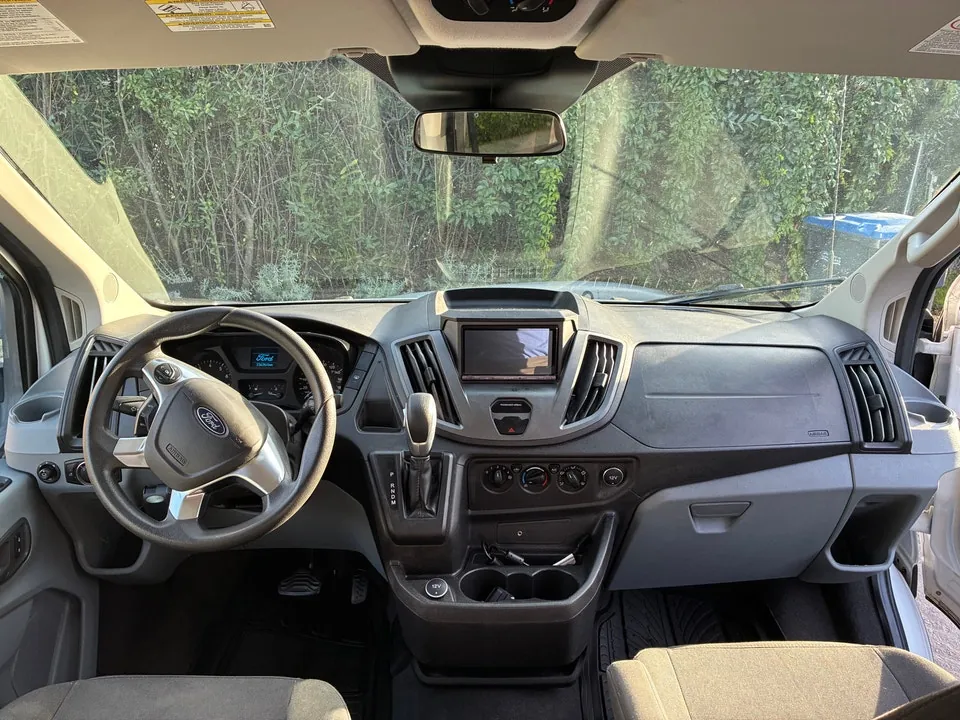 Ford Transit Passenger 2017 photo 5