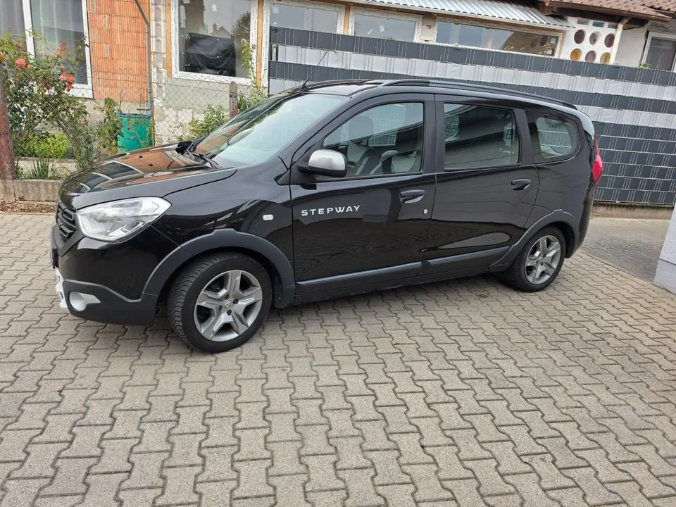 Dacia Lodgy