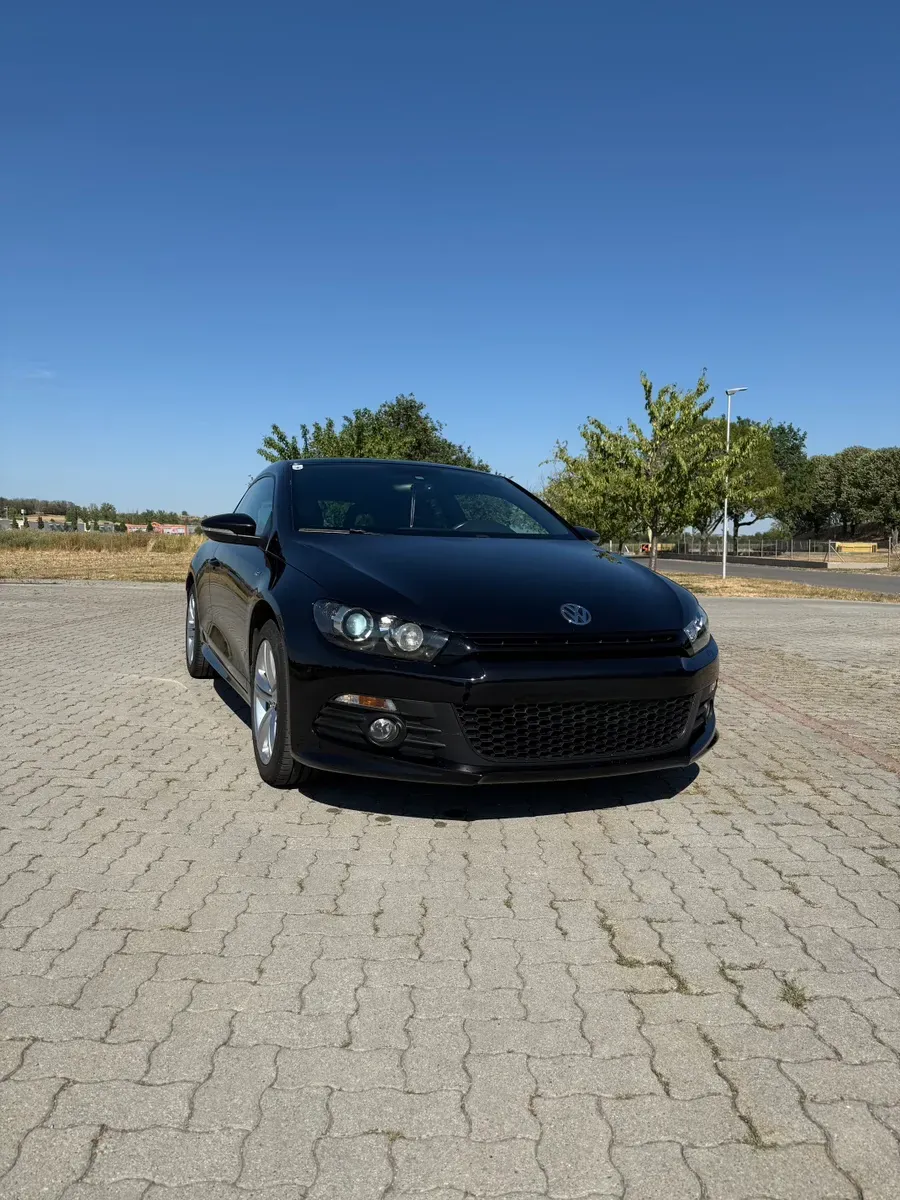 Volkswagen Scirocco 2012 photo 2