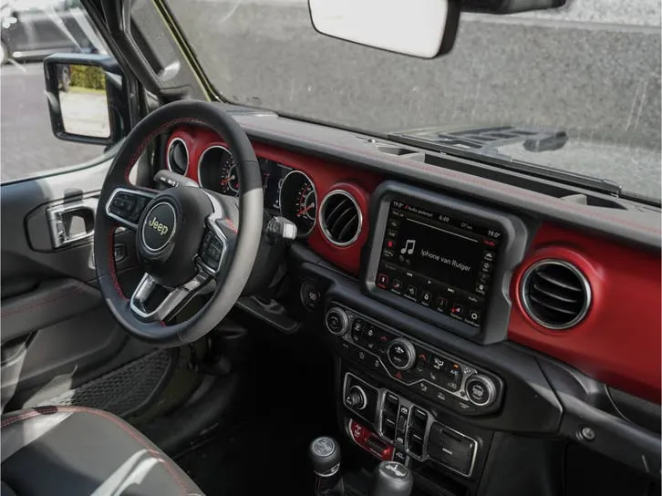 Jeep Wrangler 2024 photo 3