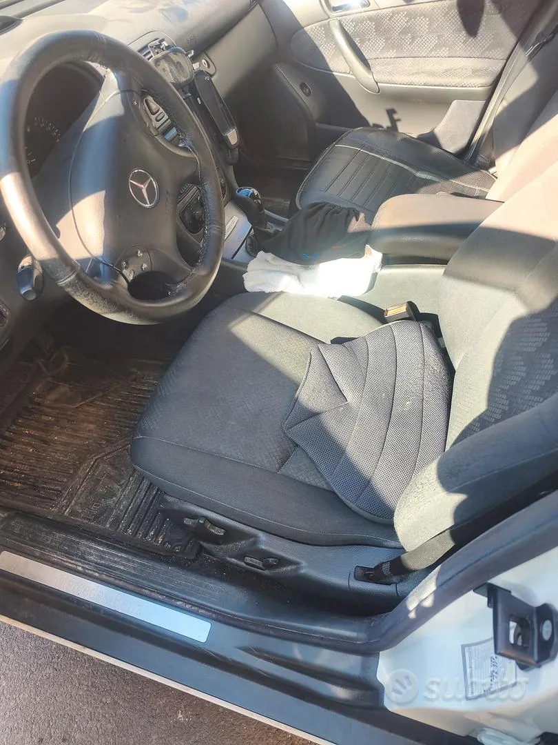 Mercedes-Benz C-Class 2002 photo 5