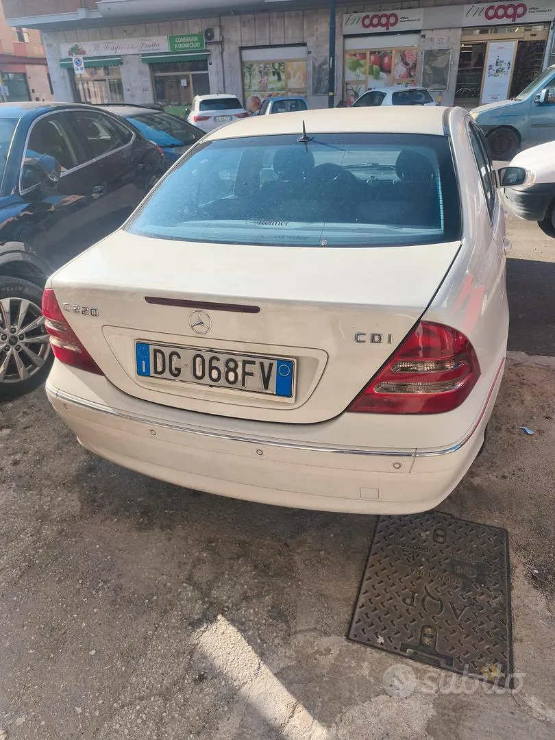 Mercedes-Benz C-Class 2002 photo 4