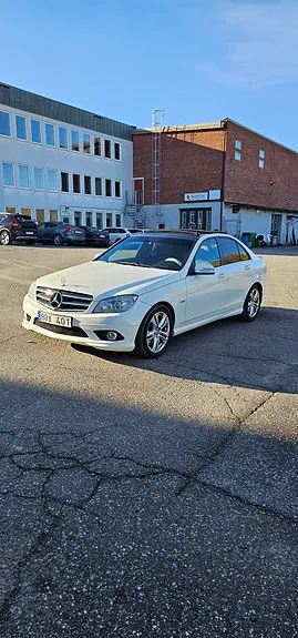 Mercedes-Benz C220