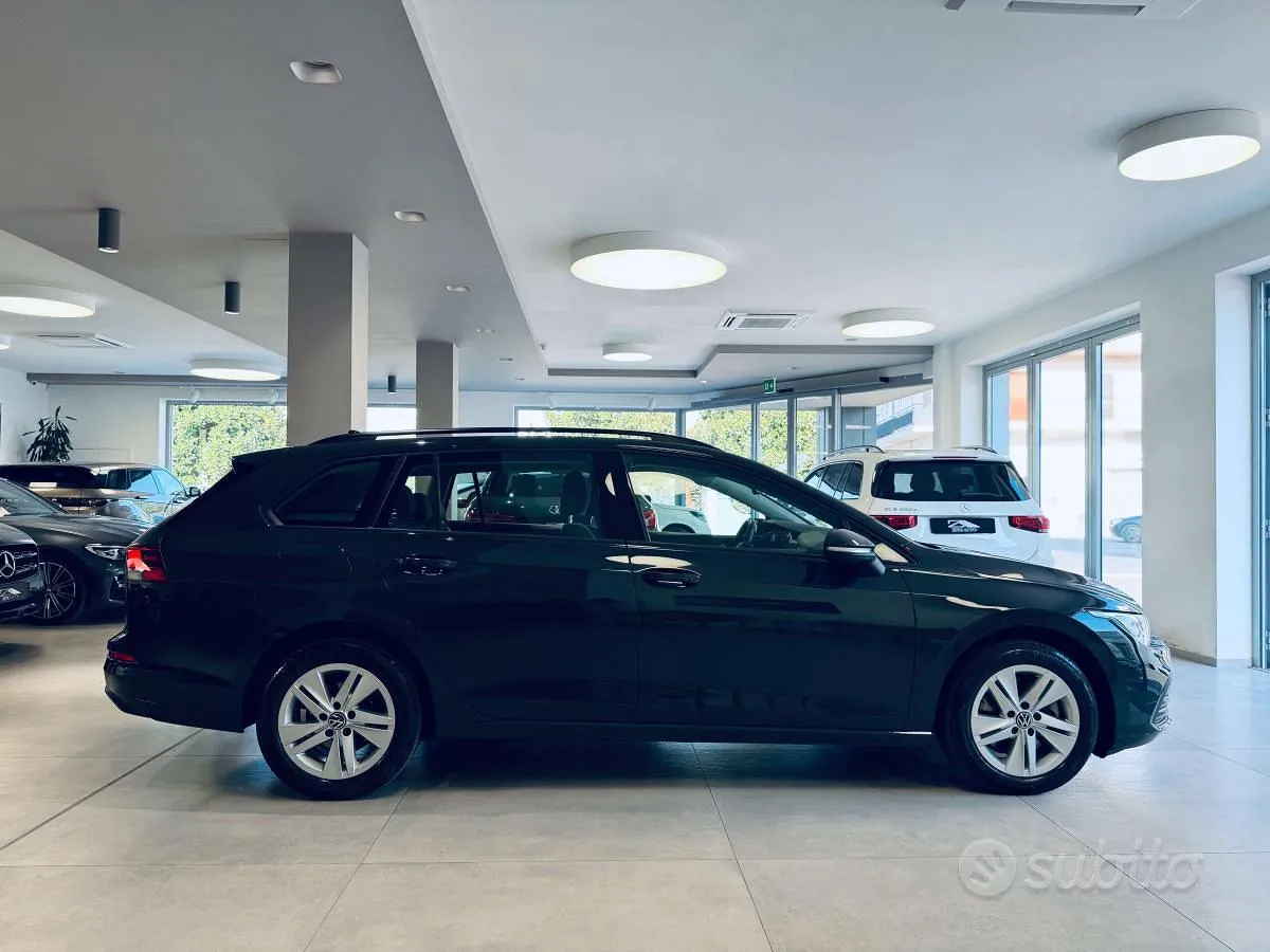 Volkswagen Golf Variant 2022 photo 4