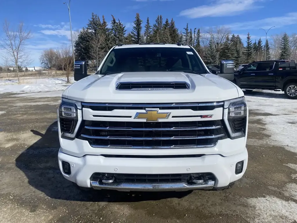 Chevrolet Silverado 3500 2026 photo 2