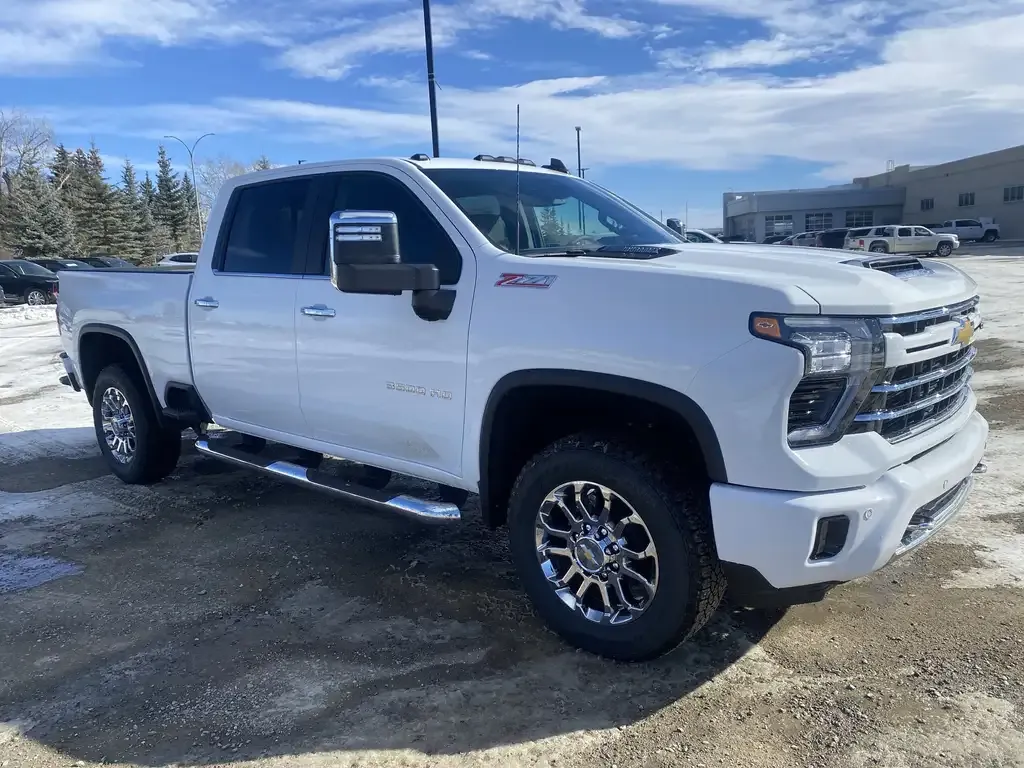 Chevrolet Silverado 3500 2026 photo 3