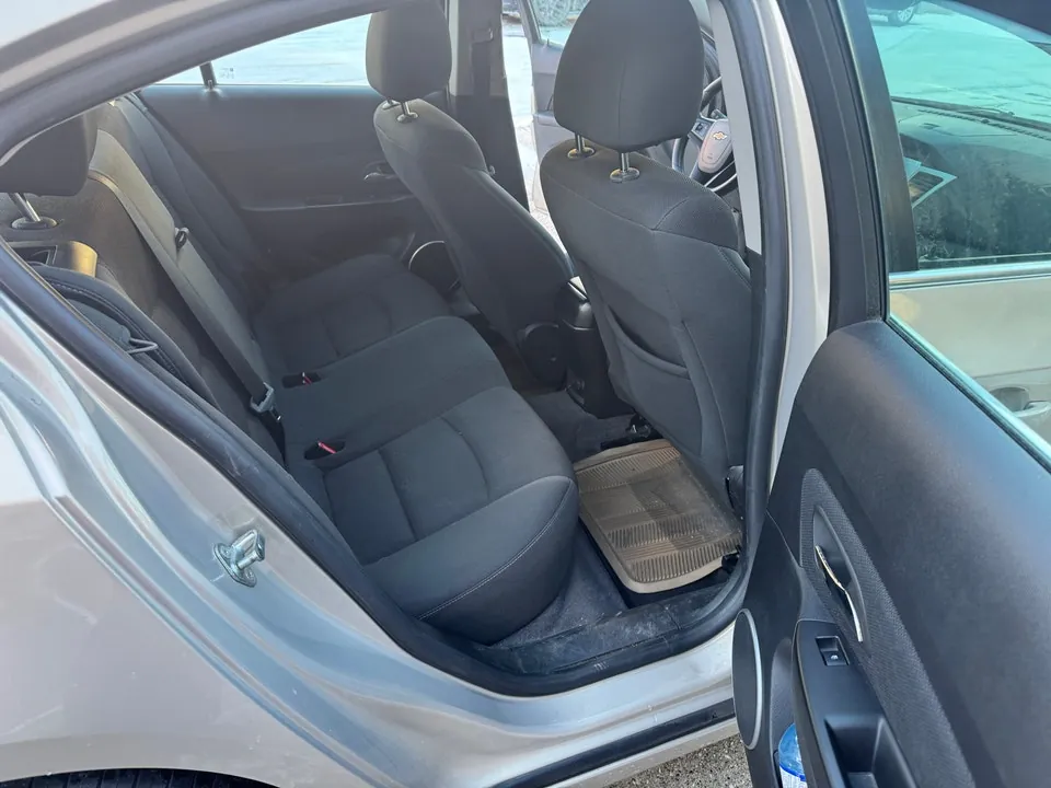 Chevrolet Cruze 2012 photo 4