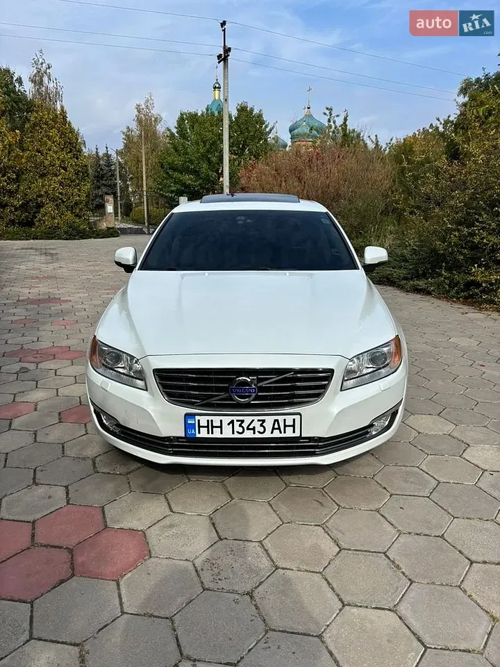 Volvo S80 2013 photo 2