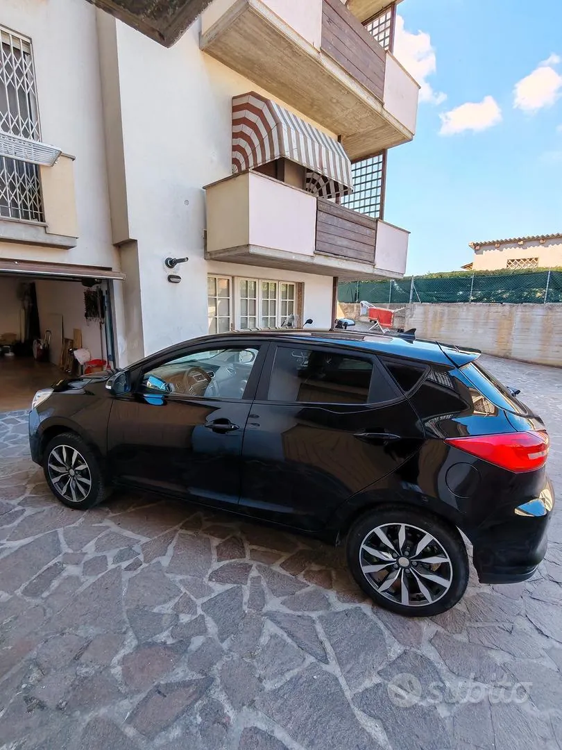 Volkswagen Golf 2022 photo 3
