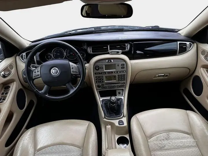 Jaguar X-Type 2008 photo 4