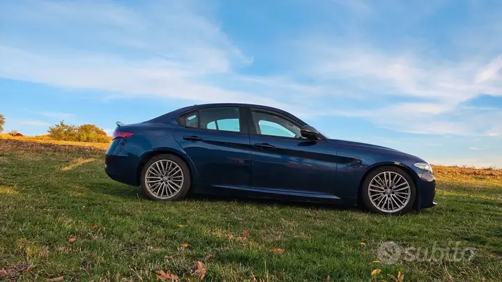 Alfa Romeo Giulia 2017 photo 3