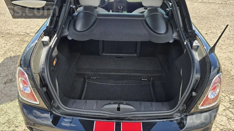 Mini Cooper S 2012 photo 4
