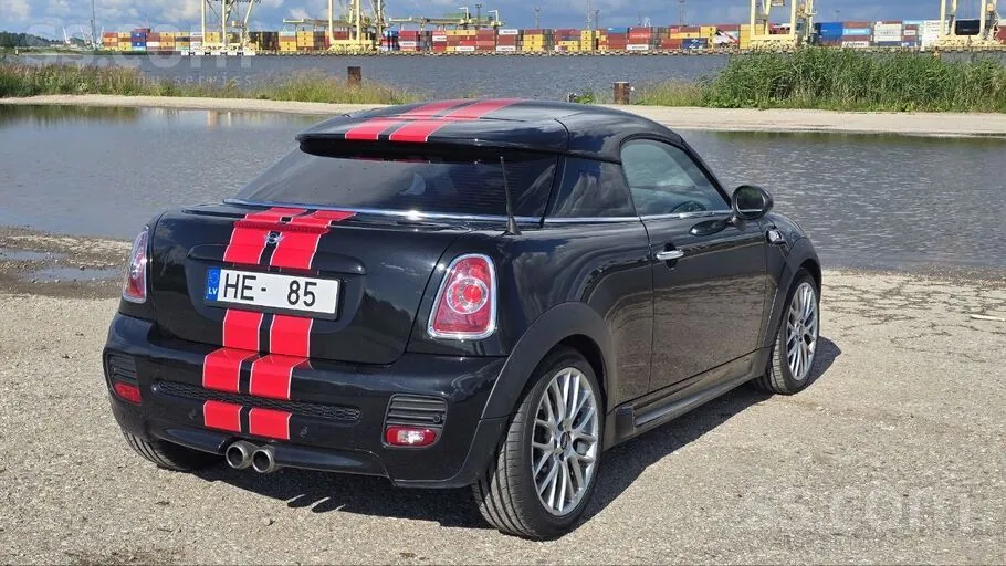 Mini Cooper S 2012 photo 3