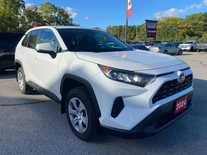 Toyota Rav4 2024 photo 3