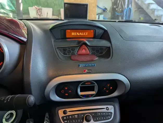 Renault Wind