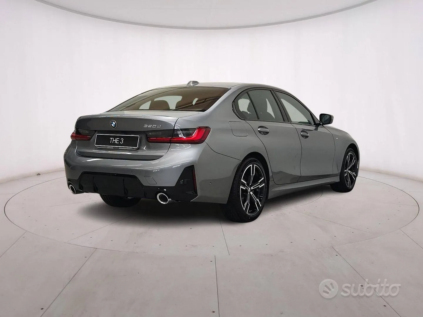 BMW 3 Series 2023 photo 2