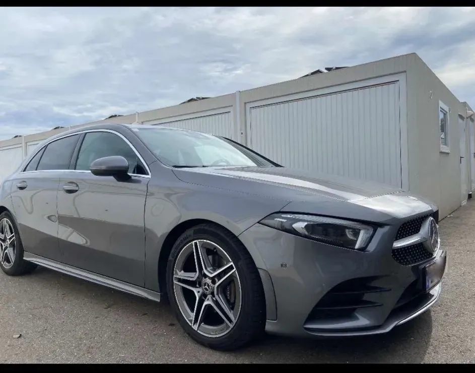 Mercedes-Benz A-Class 2018 photo 3