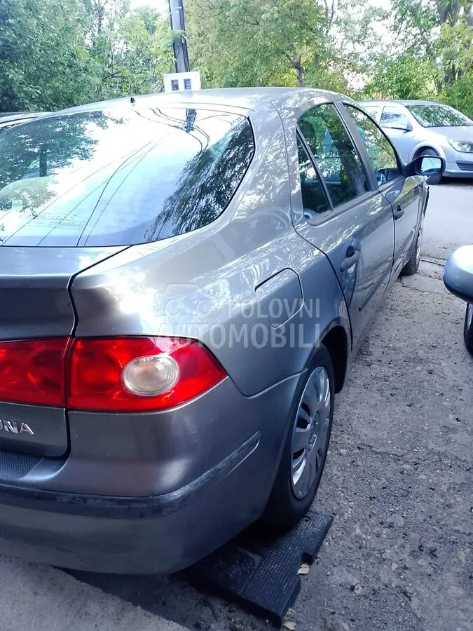 Renault Laguna 2006 photo 3