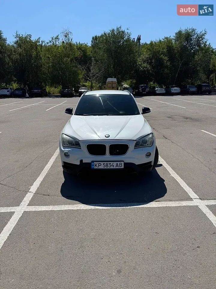 BMW X1 2012 photo 2