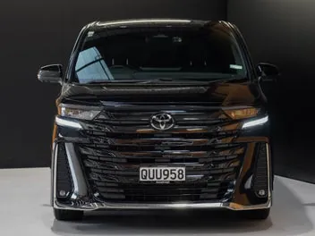 Toyota Vellfire 2023 photo 4