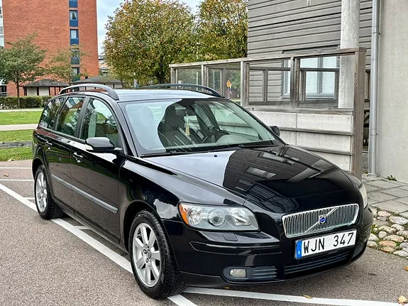 Volvo V50 2005 photo 2