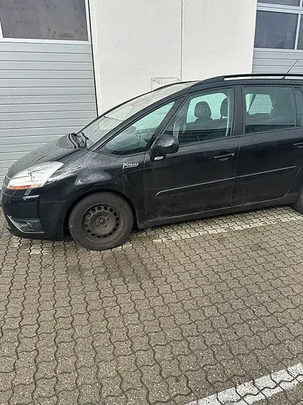 Citroen C4 Picasso 2010 photo 2