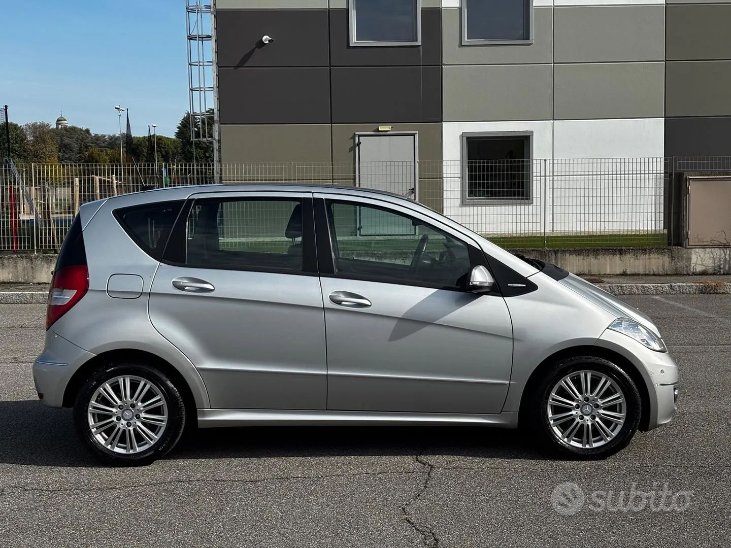 Mercedes-Benz A 160 2010 photo 5